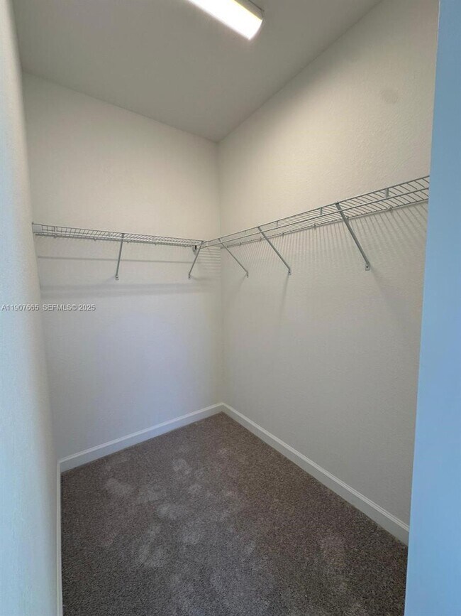 Building Photo - 12848 SW 232nd Ter