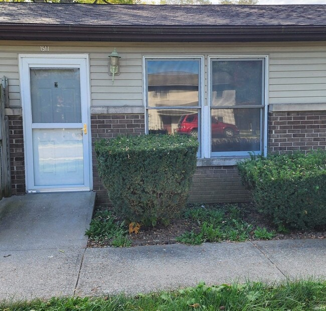 Primary Photo - 1517 W 12th St