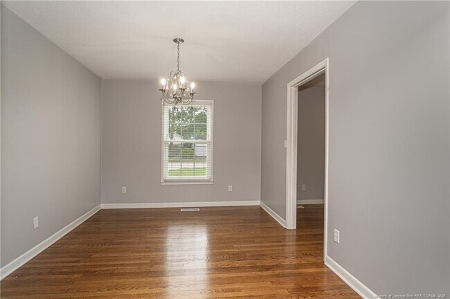 Building Photo - 401 Southwick Dr