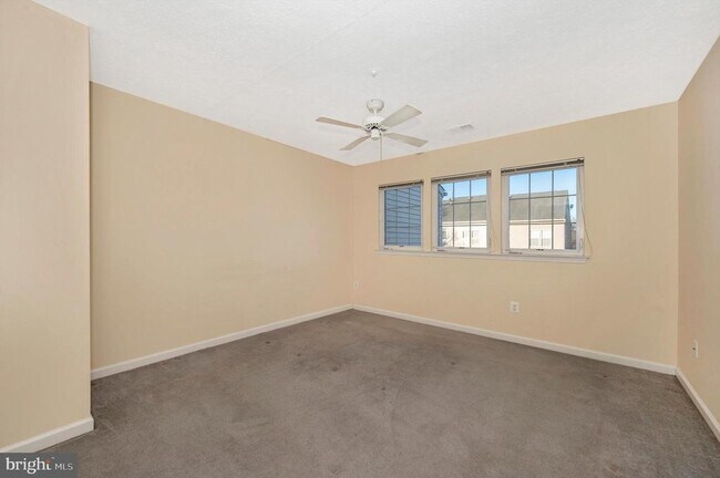 Building Photo - 6801 Fallard Place