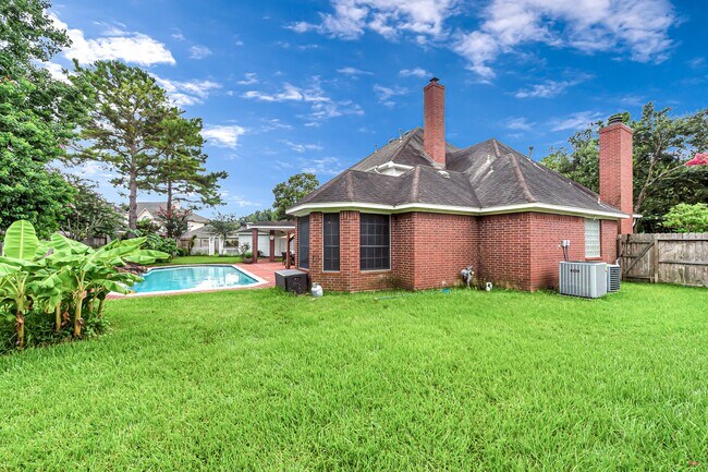 Building Photo - 23002 Cherrington Ct