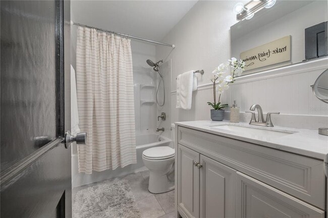 Building Photo - 920 W Orient St