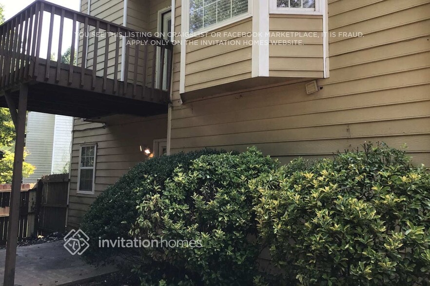 Building Photo - 4402 Horseshoe Ct