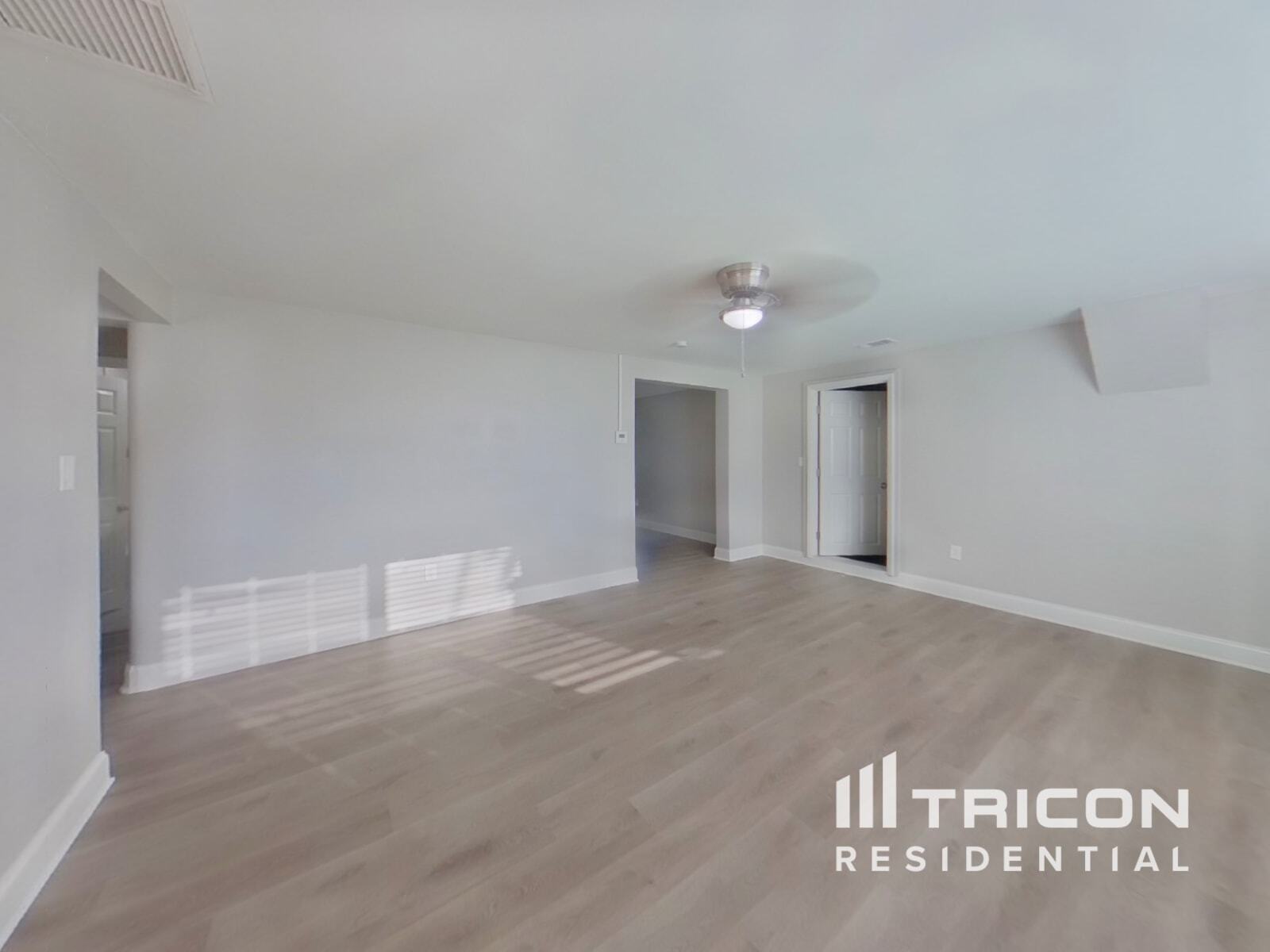 Building Photo - 14402 13th St