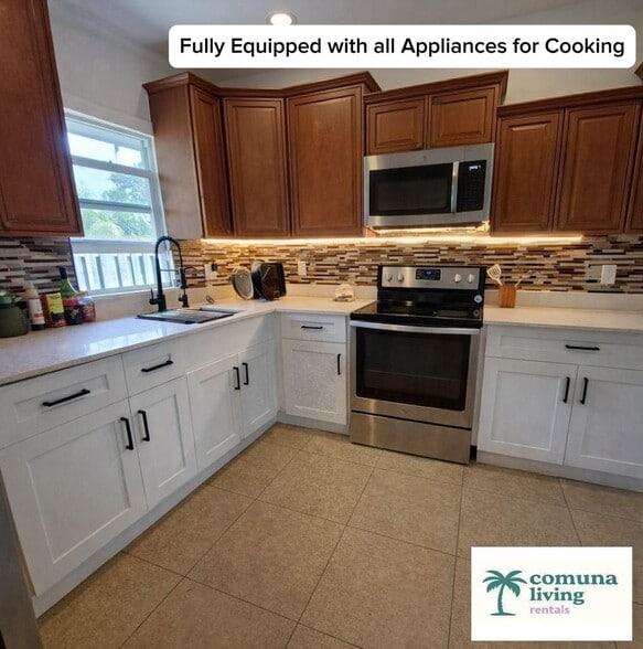 Building Photo - 1345 NE 5th Terrace