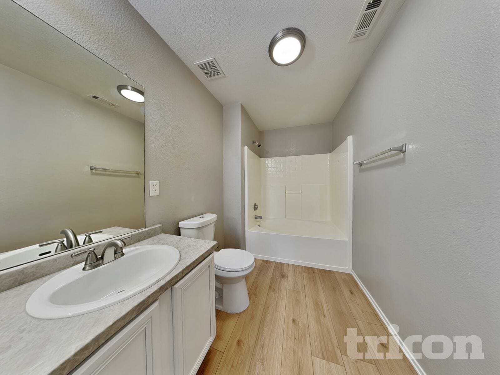 Building Photo - 9696 Canyon Meadows Dr
