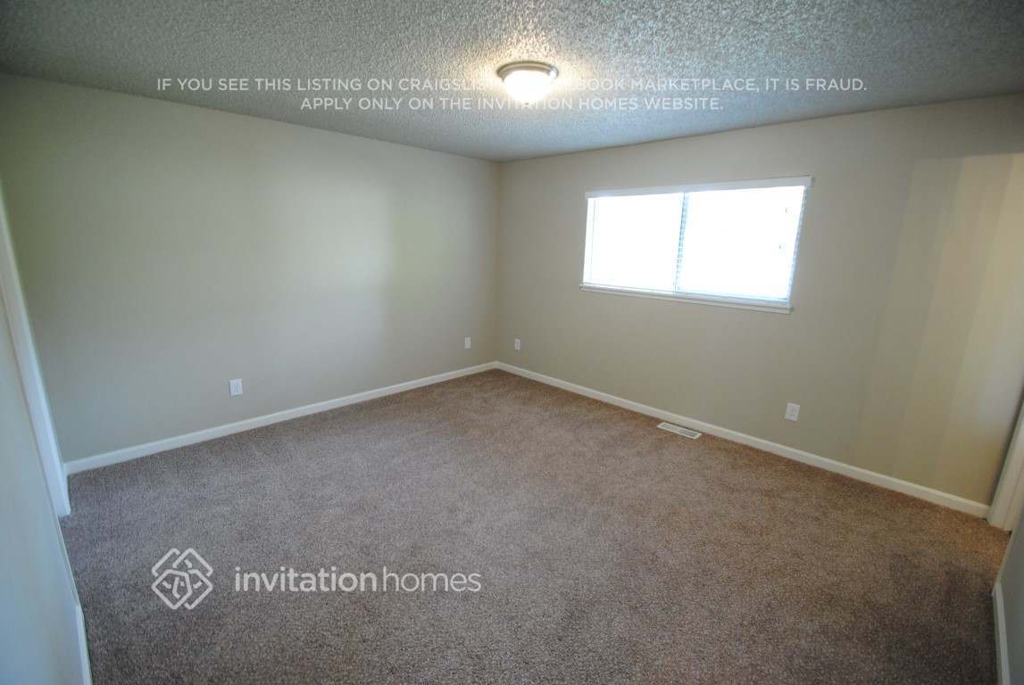 Building Photo - 12813 53rd Ave NE