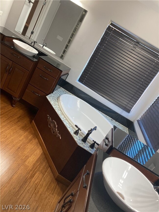 Building Photo - 7020 N Albatross Attic St