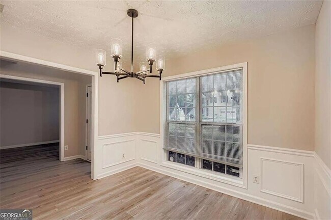 Building Photo - 1570 Twin Bridge Ln