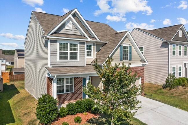 Primary Photo - 624 Hiddenbrook Dr