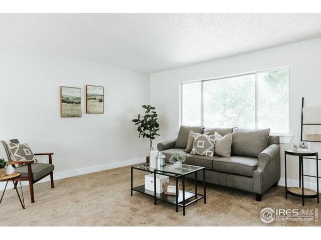 Building Photo - 2537 Timber Ct