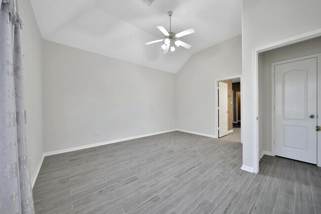 Building Photo - 522 Jay's Ln