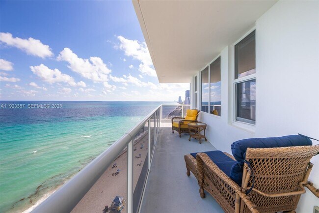 Building Photo - 3725 S Ocean Dr