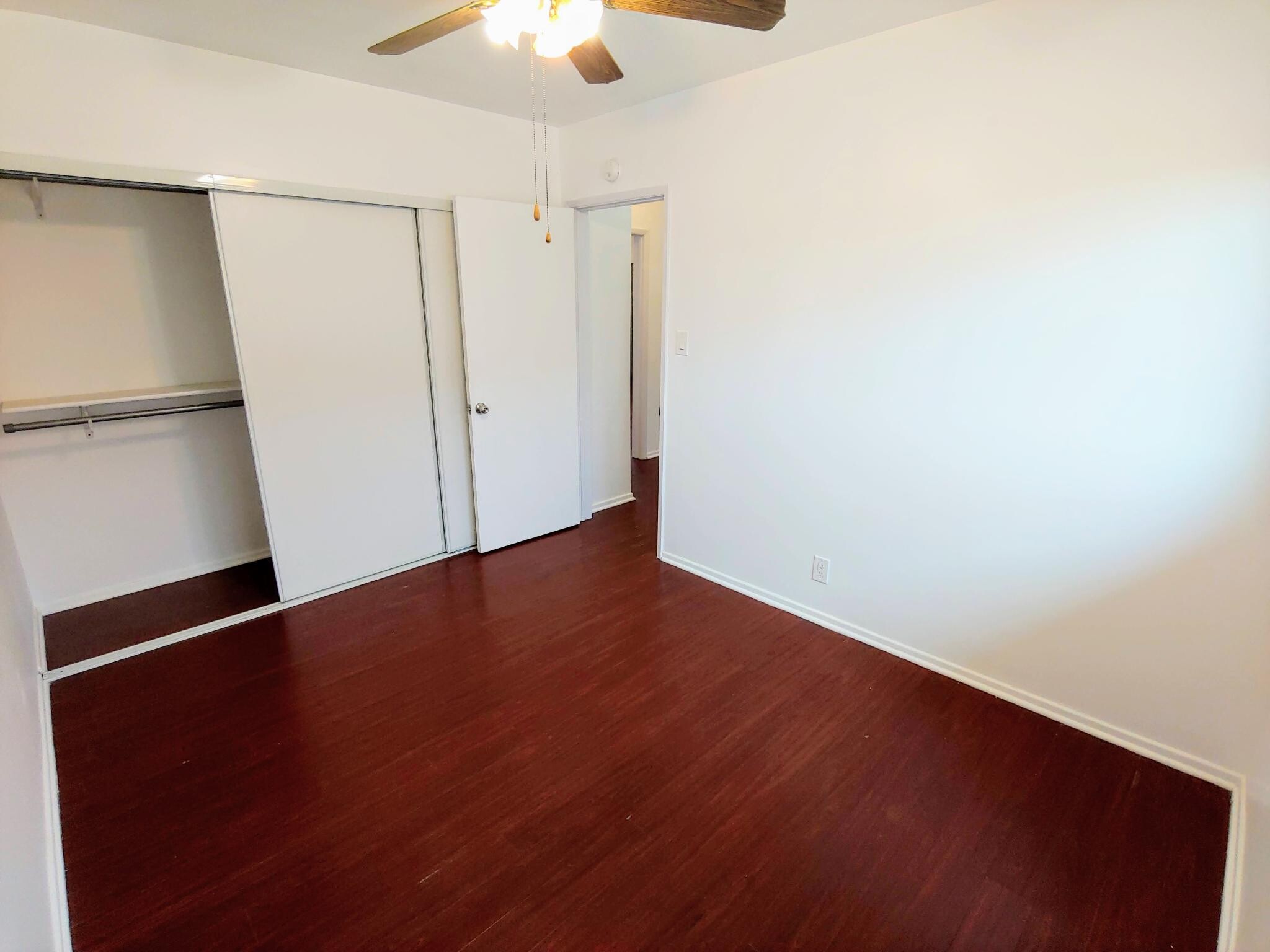 Building Photo - 3688 Redondo Beach Blvd