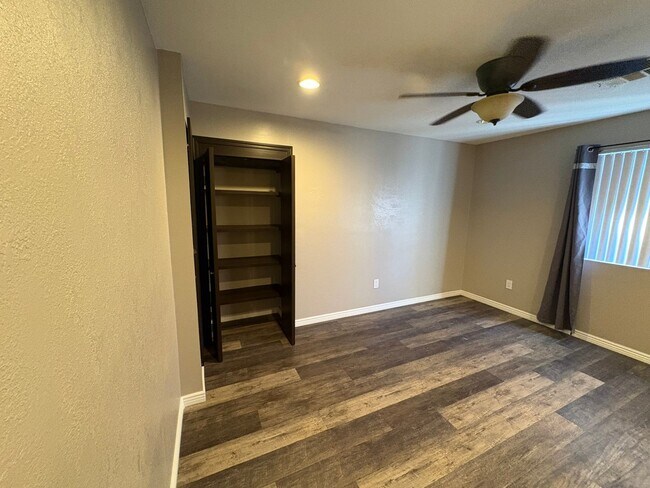 Building Photo - Rodriguez-N. 54th Ln