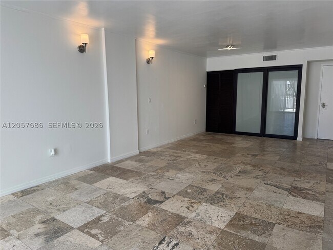 Building Photo - 1345 West Dr