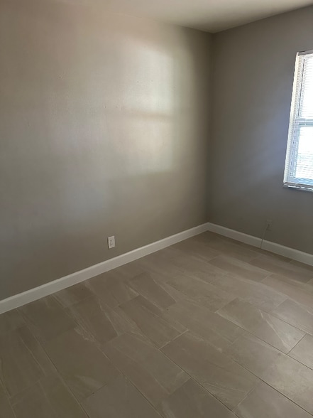 Building Photo - 7309 44th Ave N