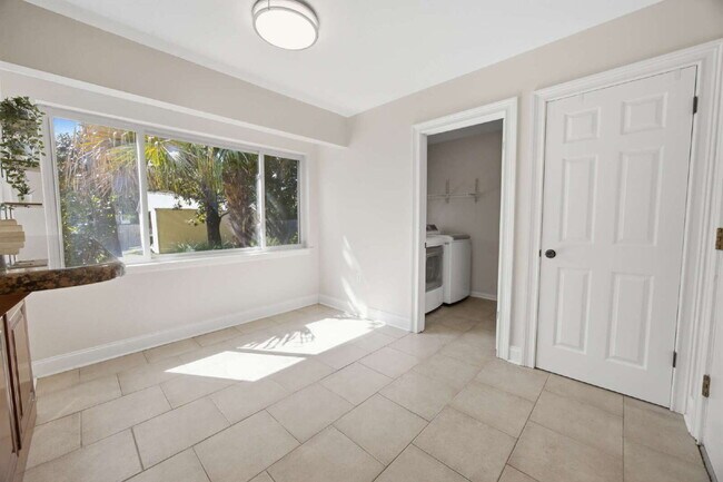 Building Photo - "Charming 4-Bedroom Shalimar Retreat- Power Included With Rent!"