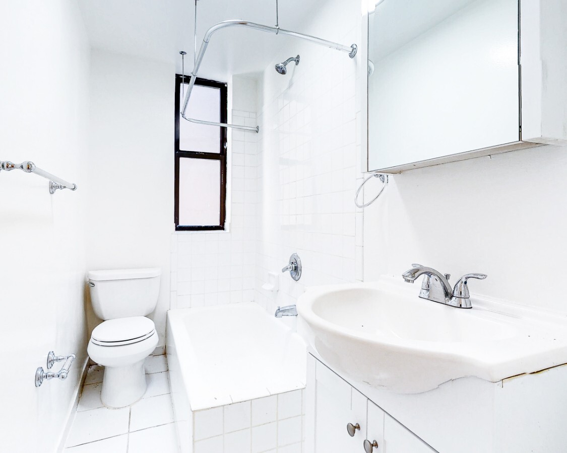 Building Photo - West 147th Street