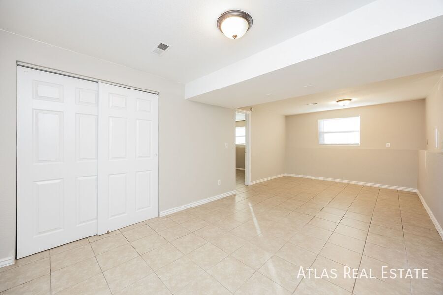 Building Photo - 4734 Frost Dr