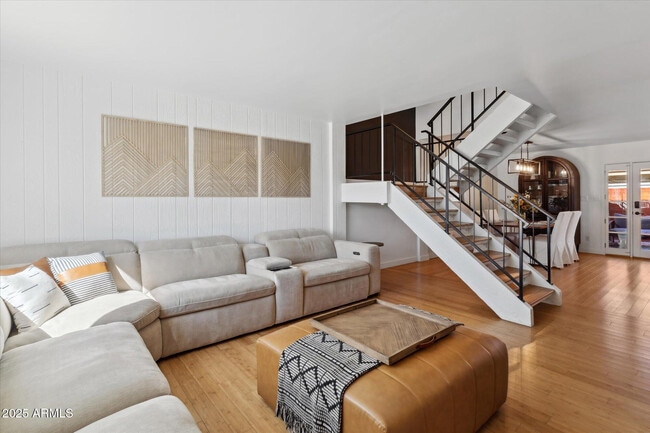 Building Photo - 5020 N Granite Reef Rd