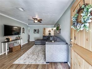 Building Photo - 218 Tanglewood Dr