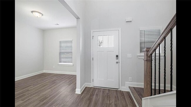 Building Photo - 3792 Oak Rdg Dr