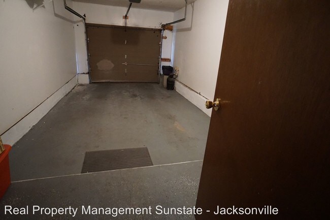 Building Photo - 2 br, 1.5 bath House - 4215 Polo Court