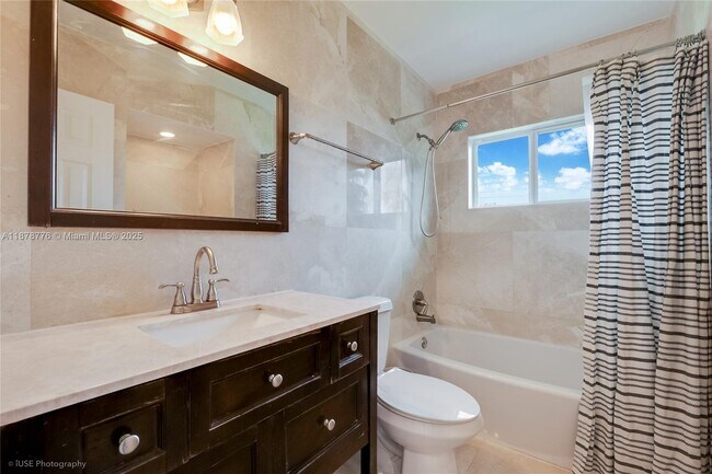 Building Photo - 9975 SW 85th St