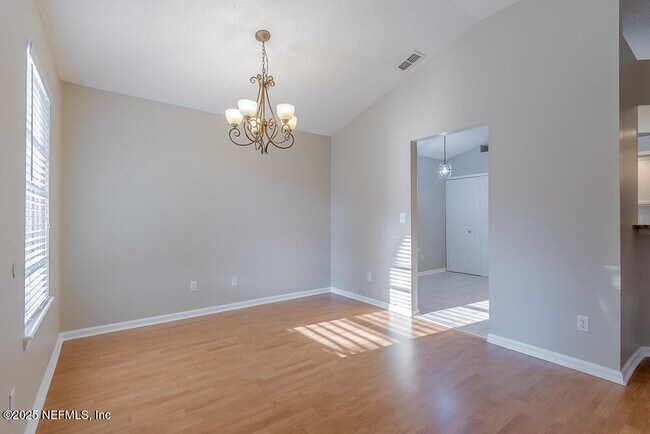 Building Photo - 326 Wildberry Ct