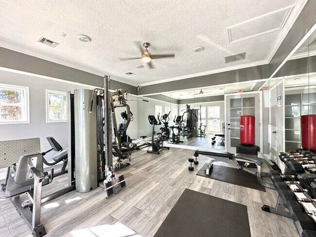 Building Photo - 815 Boynton Beach Blvd