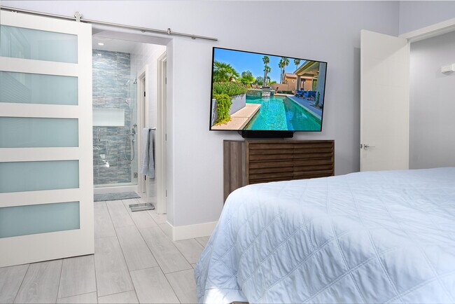 Building Photo - 67718 S Laguna Dr