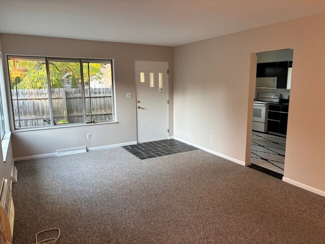 Building Photo - 803 McDonnell St