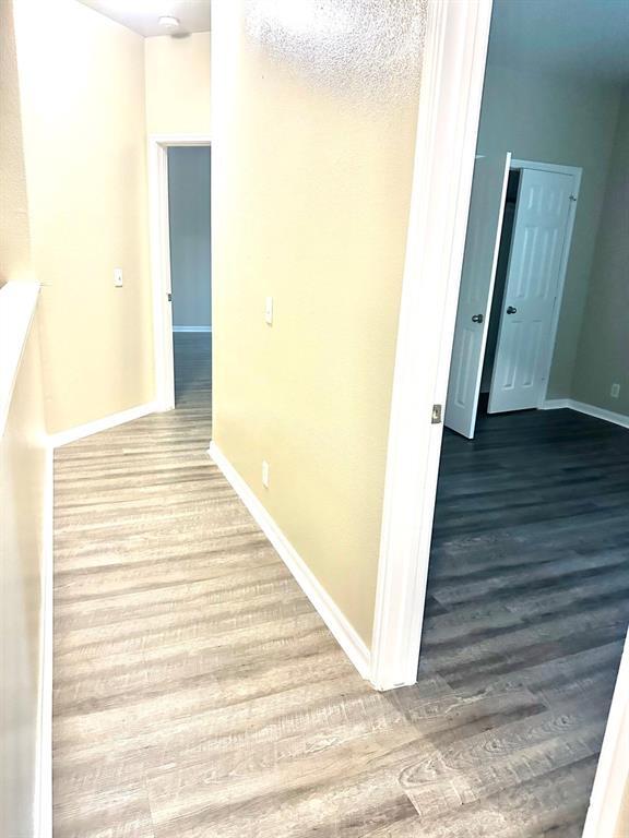 Building Photo - 2404 Allred Dr