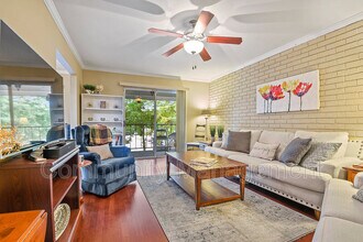 Building Photo - 7950 Jefferson Hwy