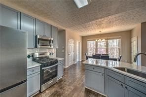 Building Photo - 2234 Oak Falls Ln