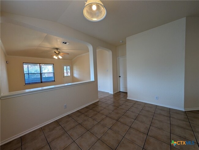 Building Photo - 268 Goliad Dr