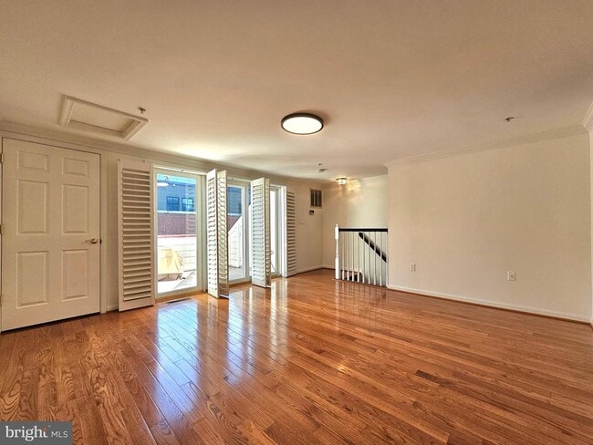 Building Photo - 315 Hearthstone Mews