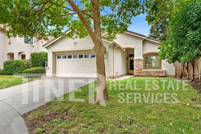 Building Photo - 149 Canberra Ct