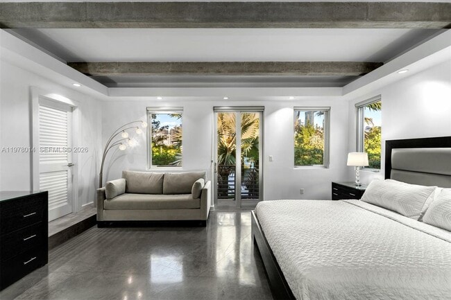 Building Photo - 101 SW 21st Rd