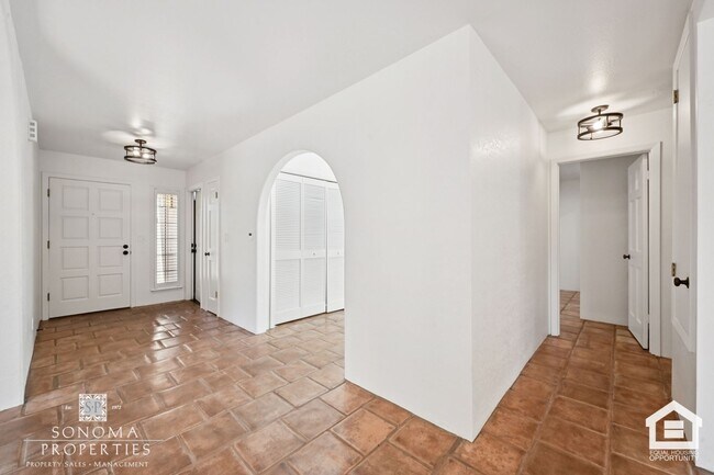 Building Photo - Southwestern Charm Meets Modern Comfort — 2BR/2BA Condo with Access to Shared Pool!
