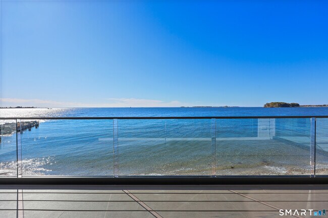 Building Photo - 14 Cockenoe Dr