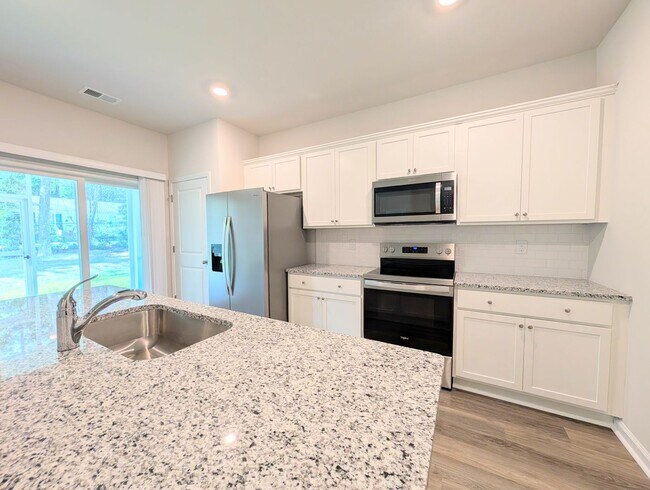 Building Photo - Brand New Home in Sand Ridge Park