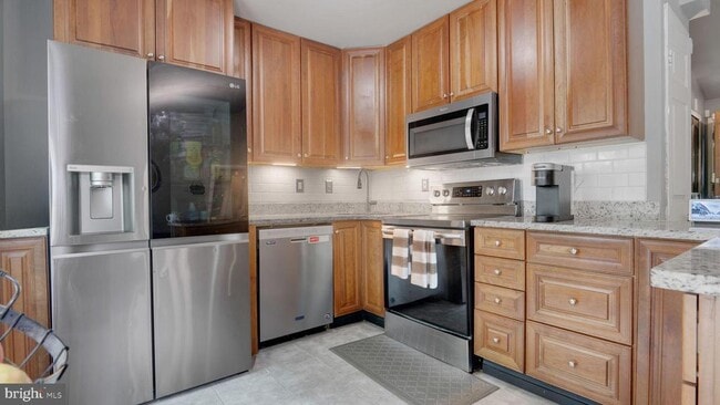 Building Photo - 10111 Cascade Ln