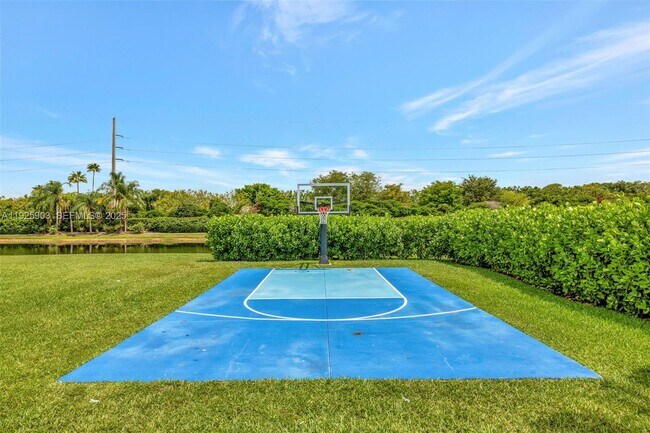 Building Photo - 396 Bedford Ave