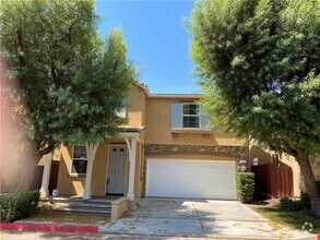 Building Photo - 1686 Goldenrod Ave