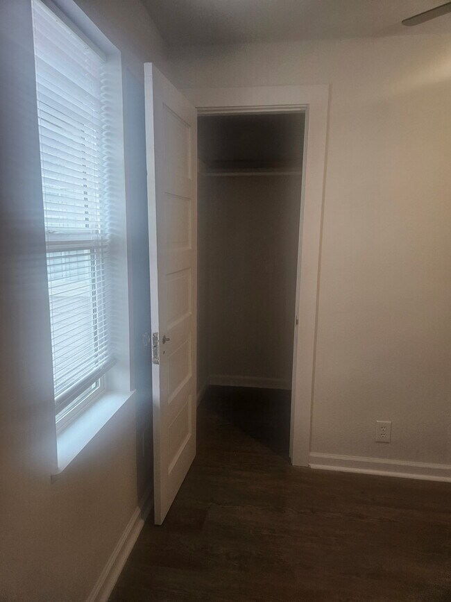 Building Photo - 291 Jefferson St