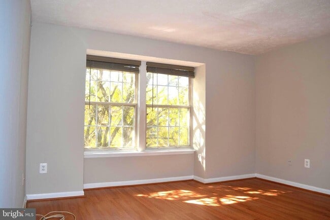 Building Photo - 504 Philmont Dr