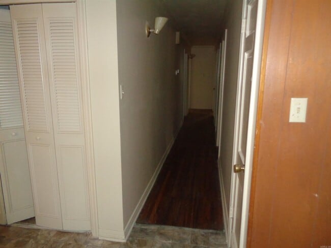 Building Photo - 9209 Clover Hl Rd