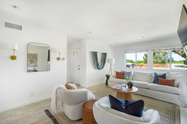 Building Photo - 19 Seabird Ct